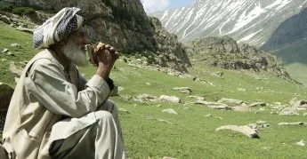 Shepherd of the Paradise (Pastores del Paraíso)